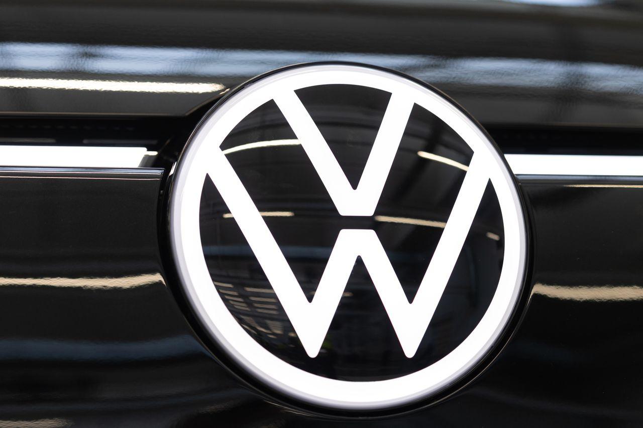 Volkswagen Adds AI Agents to Chinese Cars